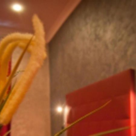 ニューイン ローマ エクステリア 写真